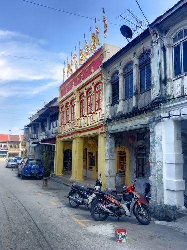 Last stop: Georgetown on Penang island close to the border with Thailand. The city was an important trading post in medieval times and combines various cultural influences.